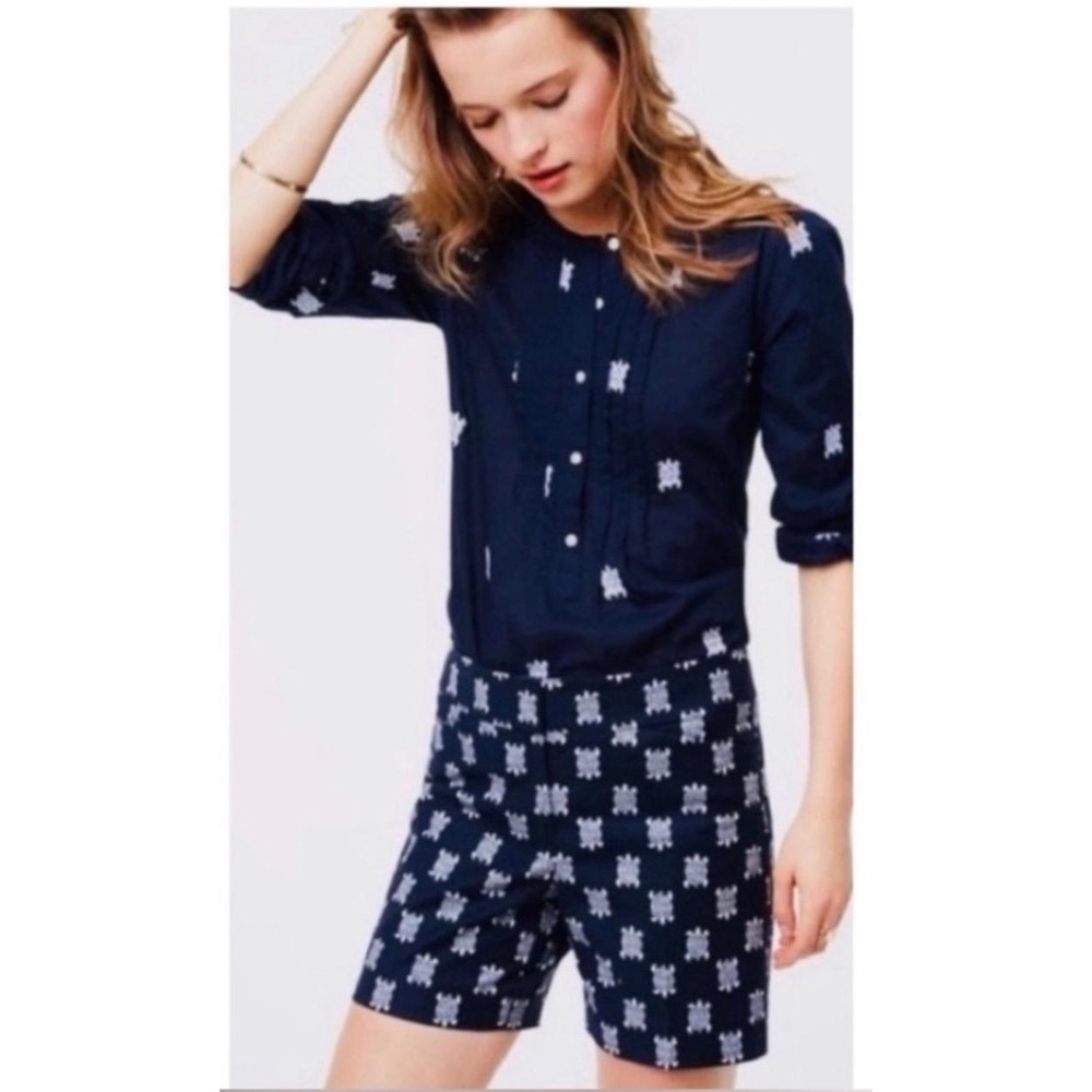 LOFT‎ Womens 8 Navy White Sea Turtle Print Tailored Linen Cotton Shorts